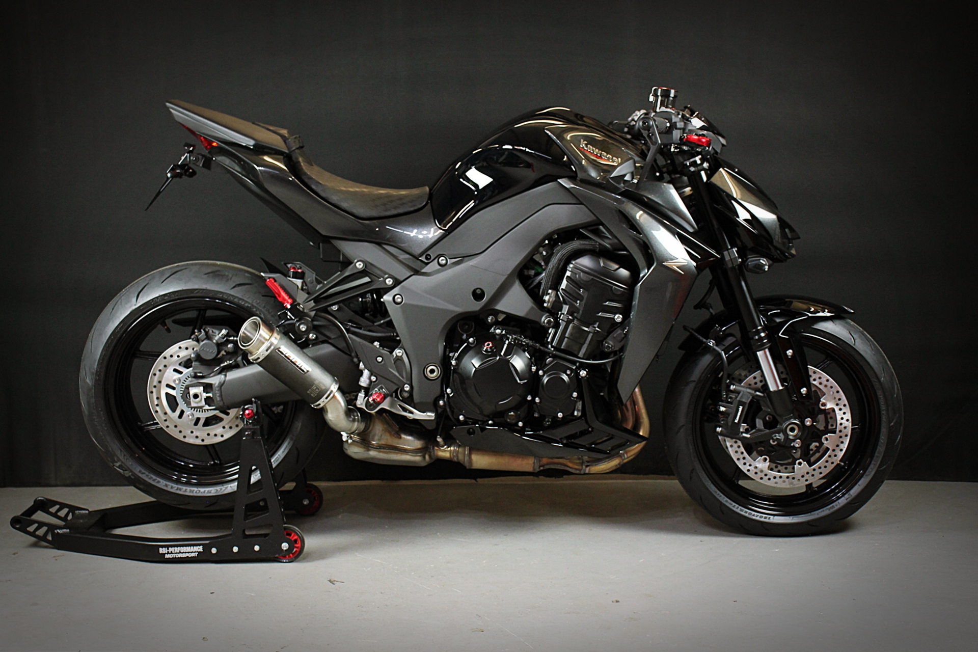 Kawasaki Z1100 2026 RSI-Black-Gunsmoke evo2 ,,HP150,,